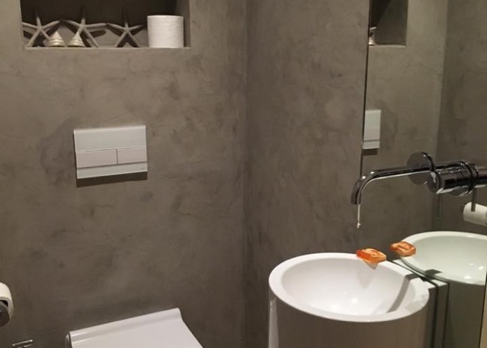 Toilet renovatie betonlook microcement microbeton