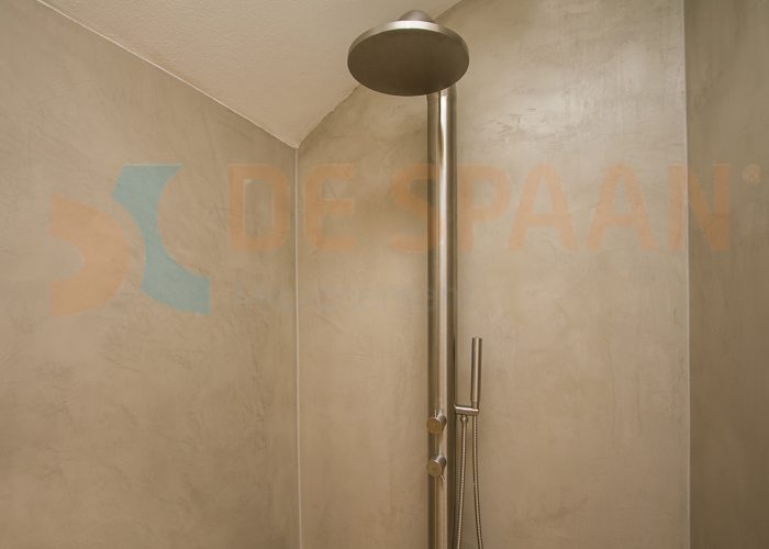 Gietvloer Utrecht Microcement naadloze badkamer betonlook 
